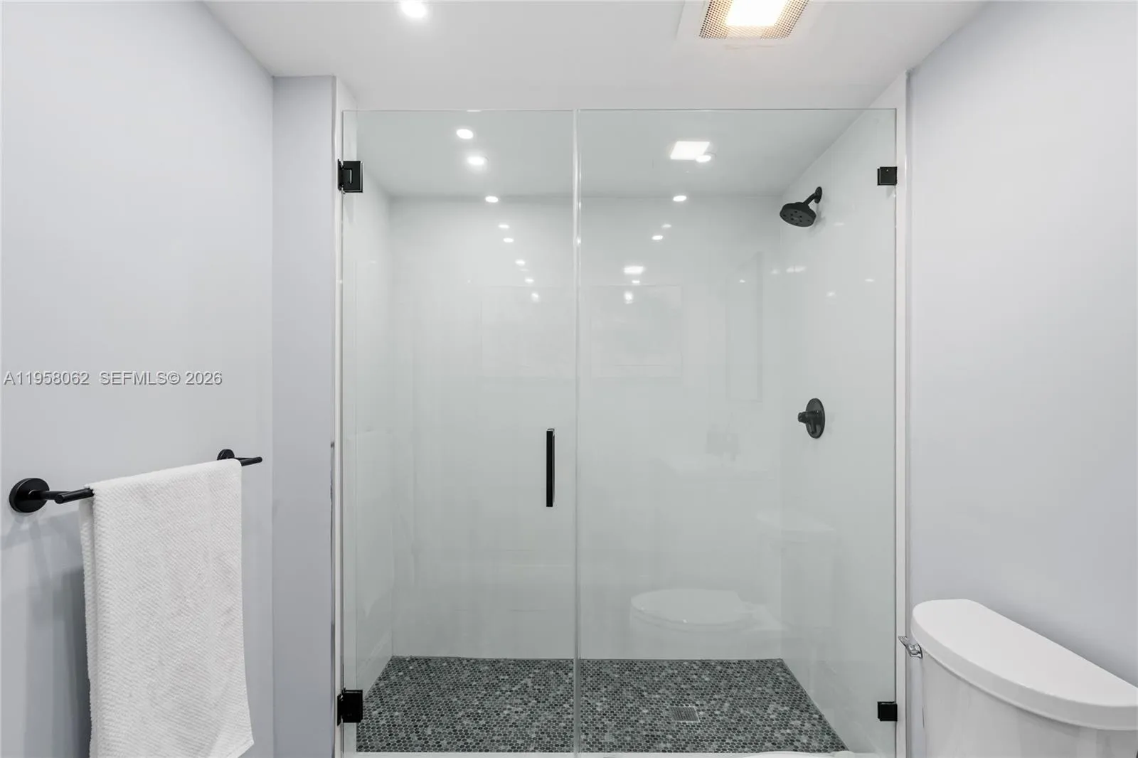 17555 Atlantic Blvd Uph3, Sunny Isles Beach, Flori, Sunny Isles Beach, Florida 33160, 2 Bedrooms Bedrooms, ,2 BathroomsBathrooms,Residential,For Sale,17555 Atlantic Blvd Uph3, Sunny Isles Beach, Flori,A11958062