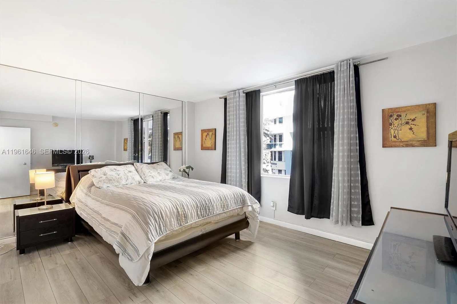 9195 Collins Ave 309, Surfside, Florida 33154, Surfside, Florida 33154, 1 Bedroom Bedrooms, ,1 BathroomBathrooms,Residential,For Sale,9195 Collins Ave 309, Surfside, Florida 33154,A11961646