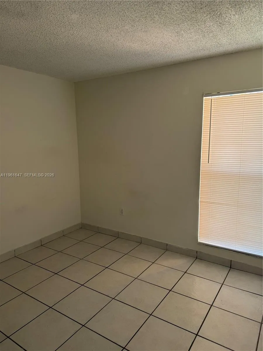 4805 Nw 7th St 408-15, Miami, Florida 33126, Miami, Florida 33126, 2 Bedrooms Bedrooms, ,2 BathroomsBathrooms,Residential Lease,For Rent,4805 Nw 7th St 408-15, Miami, Florida 33126,A11961647