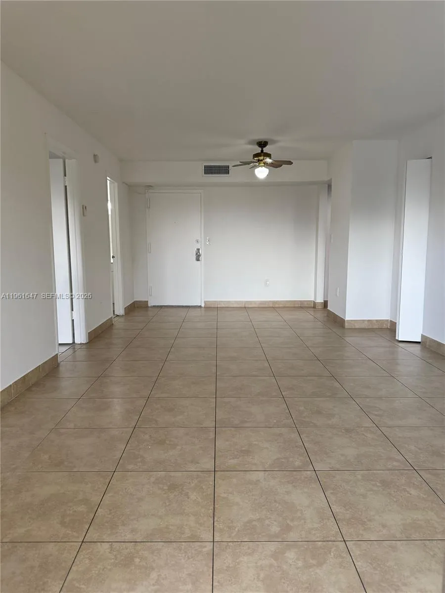 4805 Nw 7th St 408-15, Miami, Florida 33126, Miami, Florida 33126, 2 Bedrooms Bedrooms, ,2 BathroomsBathrooms,Residential Lease,For Rent,4805 Nw 7th St 408-15, Miami, Florida 33126,A11961647