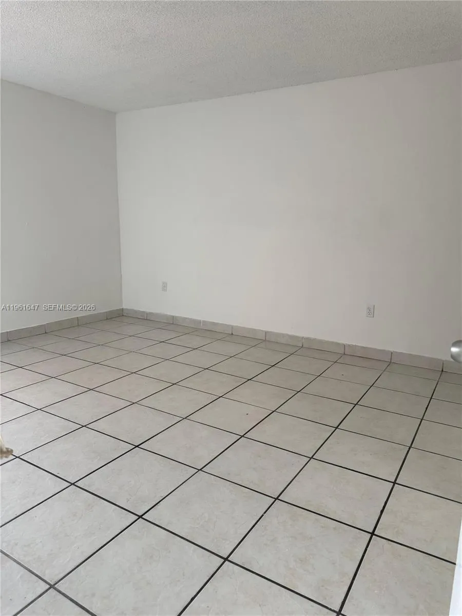 4805 Nw 7th St 408-15, Miami, Florida 33126, Miami, Florida 33126, 2 Bedrooms Bedrooms, ,2 BathroomsBathrooms,Residential Lease,For Rent,4805 Nw 7th St 408-15, Miami, Florida 33126,A11961647