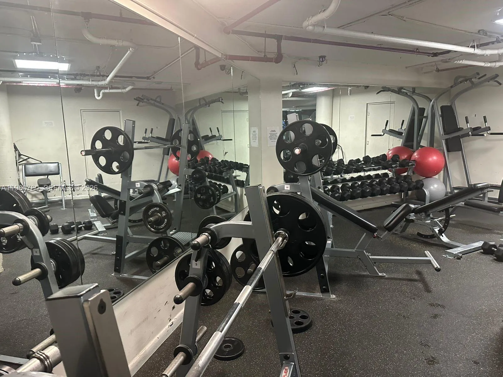 801 Brickell Bay Dr 761, Miami, Florida 33131, Miami, Florida 33131, 2 Bedrooms Bedrooms, ,2 BathroomsBathrooms,Residential,For Sale,801 Brickell Bay Dr 761, Miami, Florida 33131,A11960760