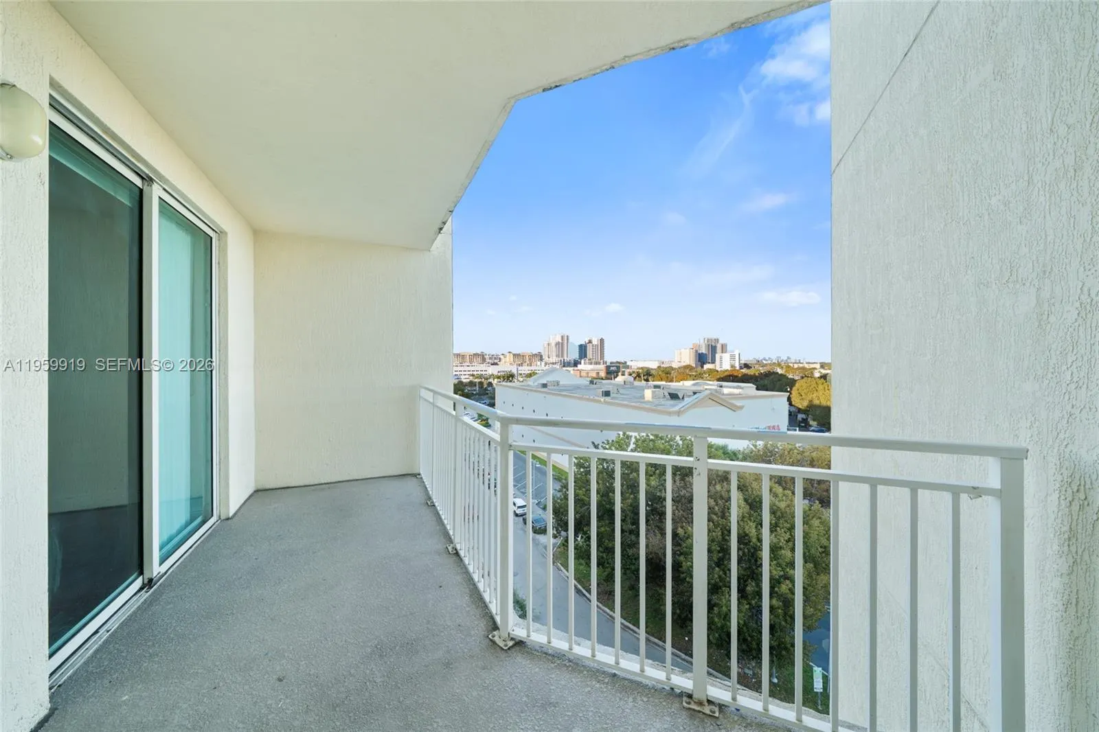 7280 Sw 90th St 605, Miami, Florida 33156, Miami, Florida 33156, 1 Bedroom Bedrooms, ,1 BathroomBathrooms,Residential Lease,For Rent,7280 Sw 90th St 605, Miami, Florida 33156,A11959919