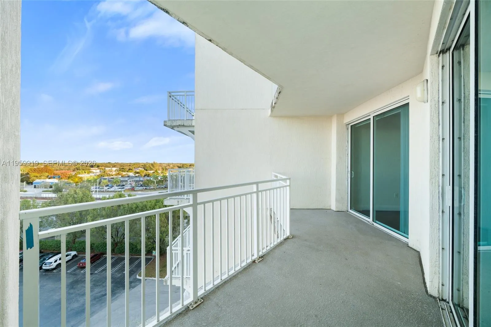 7280 Sw 90th St 605, Miami, Florida 33156, Miami, Florida 33156, 1 Bedroom Bedrooms, ,1 BathroomBathrooms,Residential Lease,For Rent,7280 Sw 90th St 605, Miami, Florida 33156,A11959919
