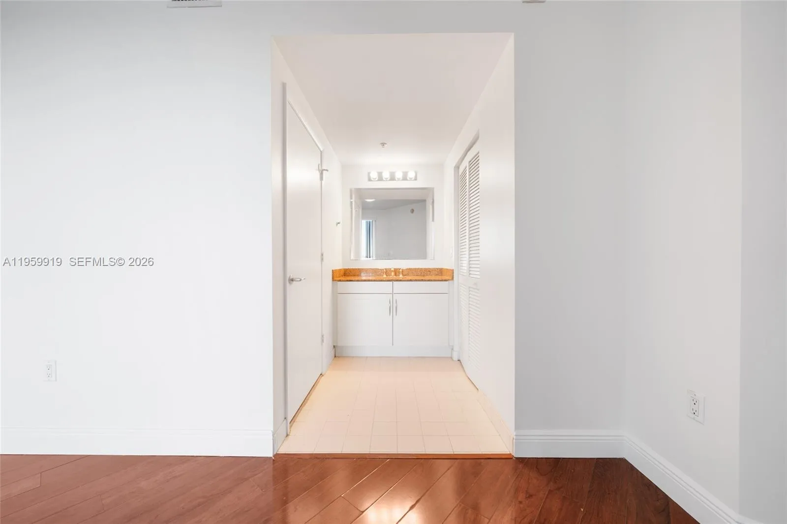 7280 Sw 90th St 605, Miami, Florida 33156, Miami, Florida 33156, 1 Bedroom Bedrooms, ,1 BathroomBathrooms,Residential Lease,For Rent,7280 Sw 90th St 605, Miami, Florida 33156,A11959919