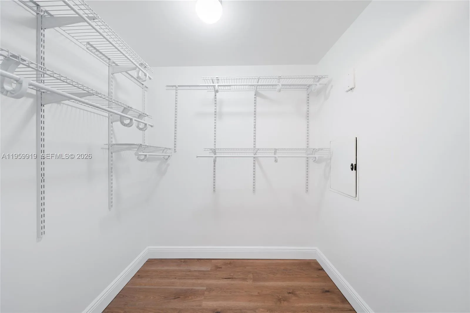 7280 Sw 90th St 605, Miami, Florida 33156, Miami, Florida 33156, 1 Bedroom Bedrooms, ,1 BathroomBathrooms,Residential Lease,For Rent,7280 Sw 90th St 605, Miami, Florida 33156,A11959919