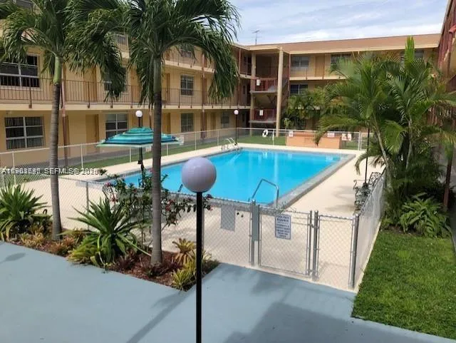 3881 W Flagler St 208, Miami, Florida 33134, Miami, Florida 33134, 1 Bedroom Bedrooms, ,1 BathroomBathrooms,Residential,For Sale,3881 W Flagler St 208, Miami, Florida 33134,A11961696