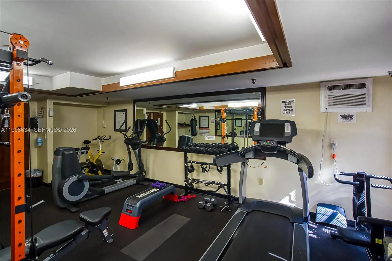 671 Ne 195th St 111e, Miami, Florida 33179, Miami, Florida 33179, 2 Bedrooms Bedrooms, ,2 BathroomsBathrooms,Residential,For Sale,671 Ne 195th St 111e, Miami, Florida 33179,A11958634