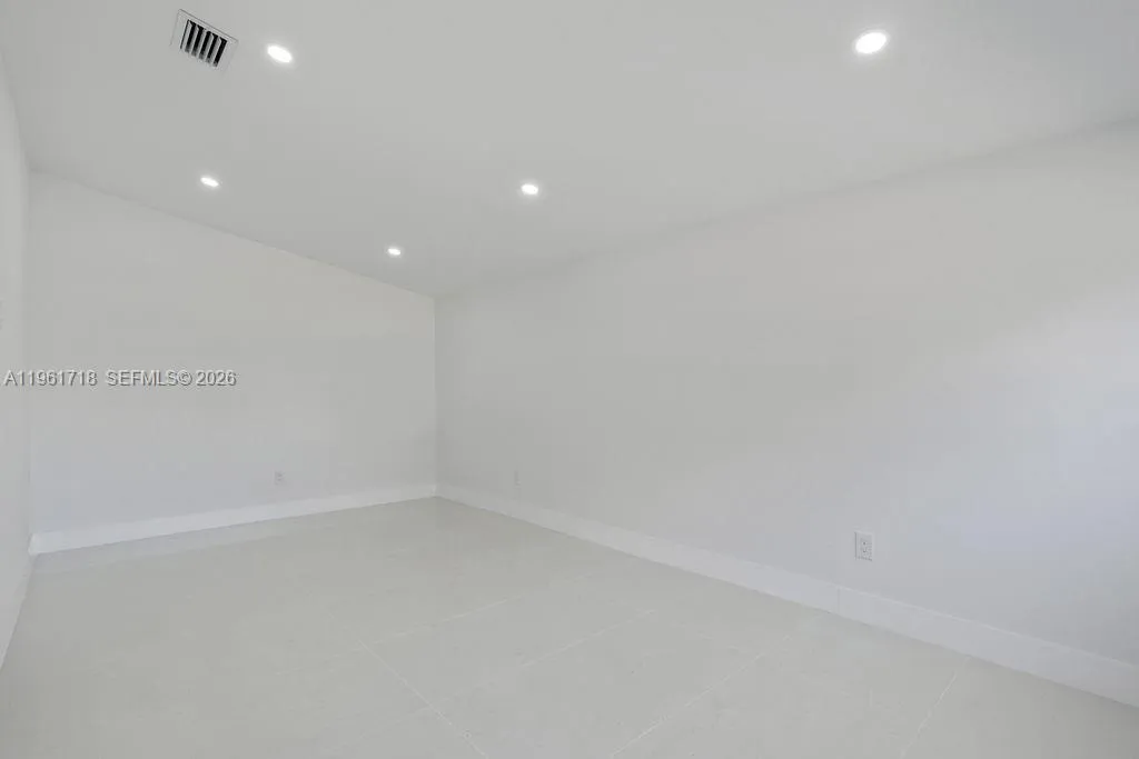 860 Nw 70th St, Miami, Florida 33150, Miami, Florida 33150, 3 Bedrooms Bedrooms, ,2 BathroomsBathrooms,Residential,For Sale,860 Nw 70th St, Miami, Florida 33150,A11961718