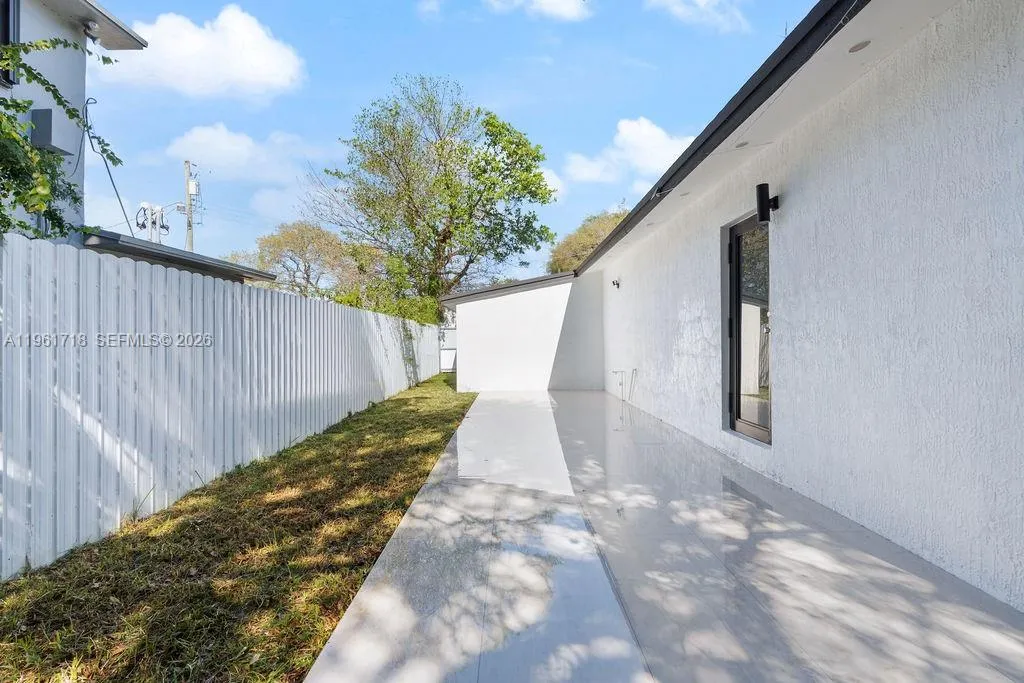 860 Nw 70th St, Miami, Florida 33150, Miami, Florida 33150, 3 Bedrooms Bedrooms, ,2 BathroomsBathrooms,Residential,For Sale,860 Nw 70th St, Miami, Florida 33150,A11961718