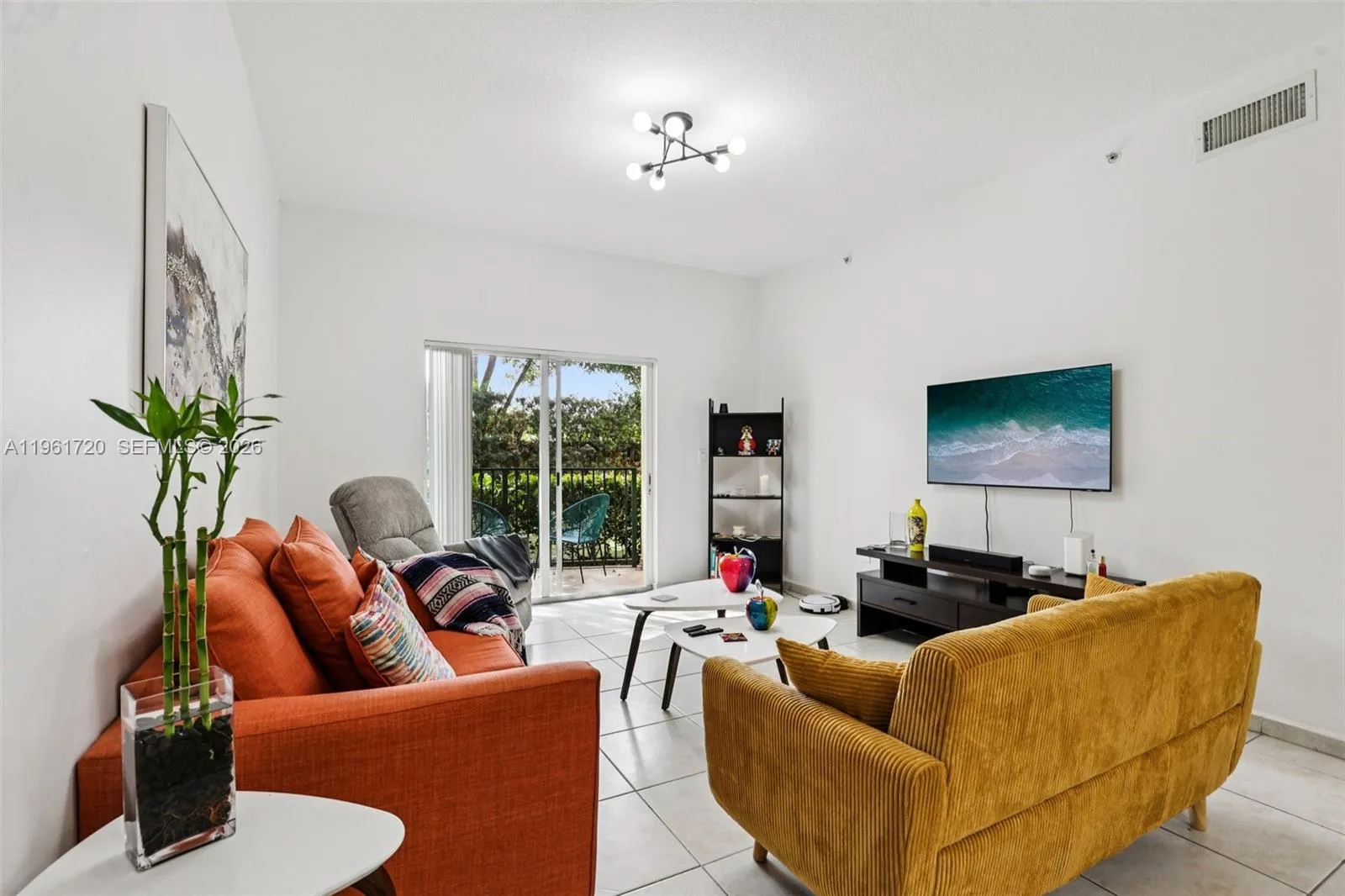 7200 Nw 114th Ave 106, Doral, Florida 33178, Doral, Florida 33178, 2 Bedrooms Bedrooms, ,2 BathroomsBathrooms,Residential,For Sale,7200 Nw 114th Ave 106, Doral, Florida 33178,A11961720