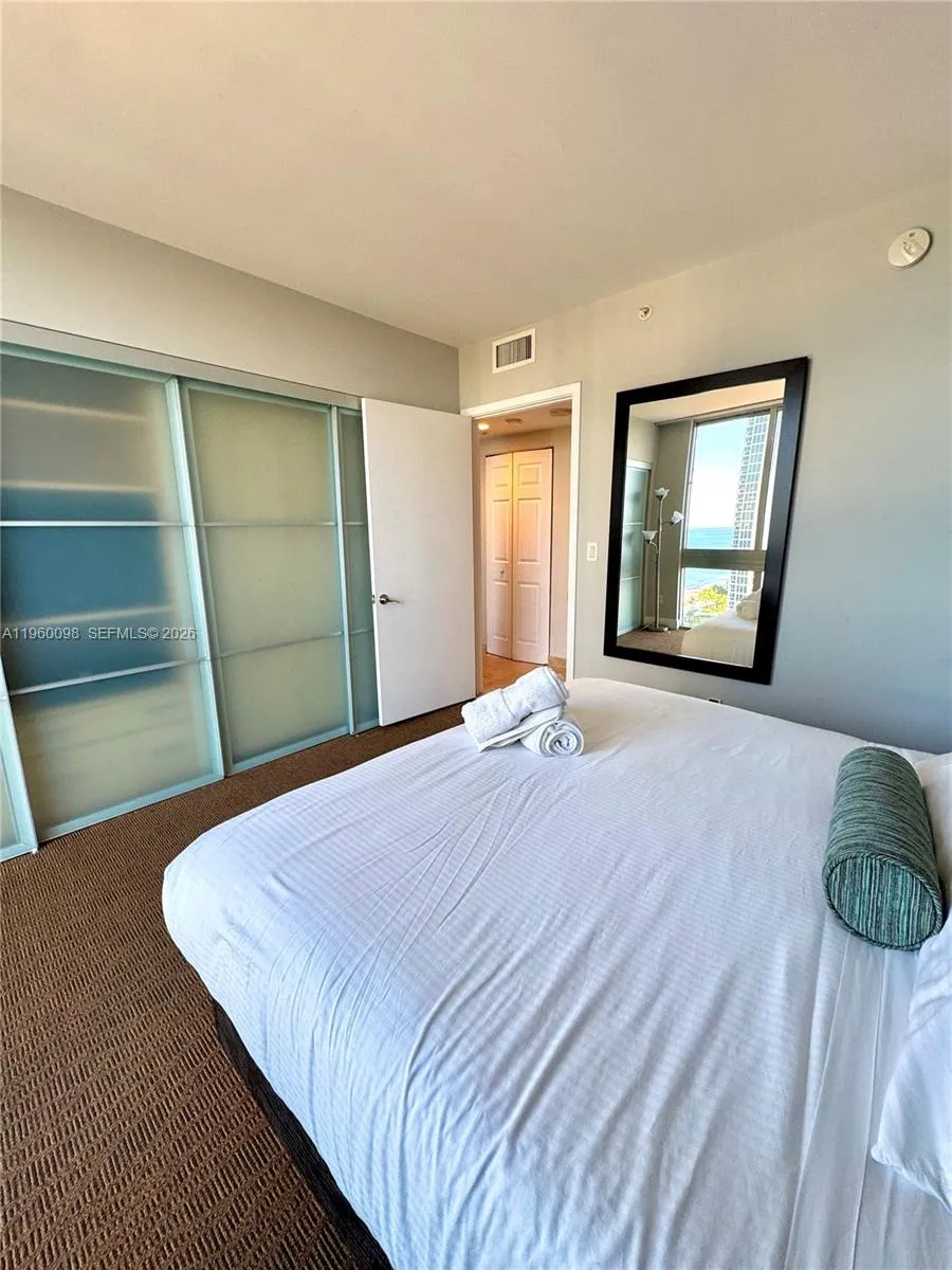 18683 Collins Ave 2006, Sunny Isles Beach, Florida, Sunny Isles Beach, Florida 33160, 1 Bedroom Bedrooms, ,1 BathroomBathrooms,Residential,For Sale,18683 Collins Ave 2006, Sunny Isles Beach, Florida,A11960098