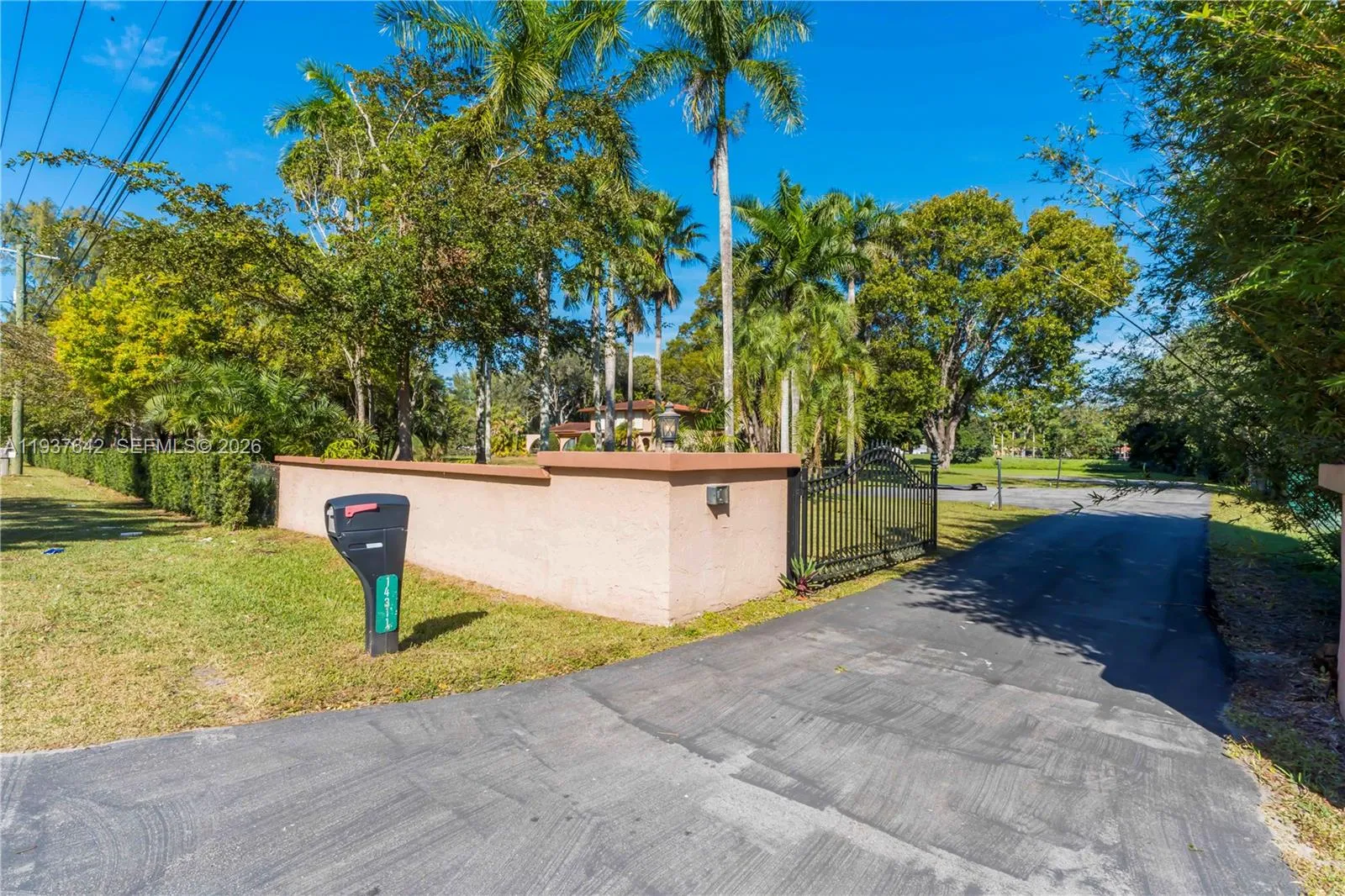 14311 Stirling Rd, Southwest Ranches, Florida 3333, Southwest Ranches, Florida 33330, 5 Bedrooms Bedrooms, ,4 BathroomsBathrooms,Residential,For Sale,14311 Stirling Rd, Southwest Ranches, Florida 3333,A11937642