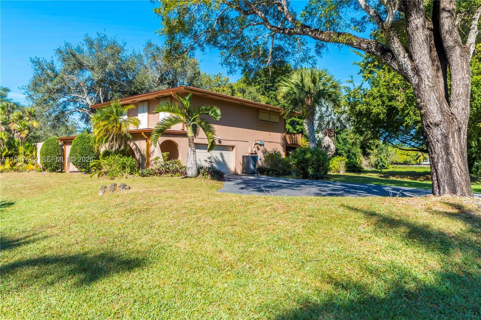 14311 Stirling Rd, Southwest Ranches, Florida 3333, Southwest Ranches, Florida 33330, 5 Bedrooms Bedrooms, ,4 BathroomsBathrooms,Residential,For Sale,14311 Stirling Rd, Southwest Ranches, Florida 3333,A11937642