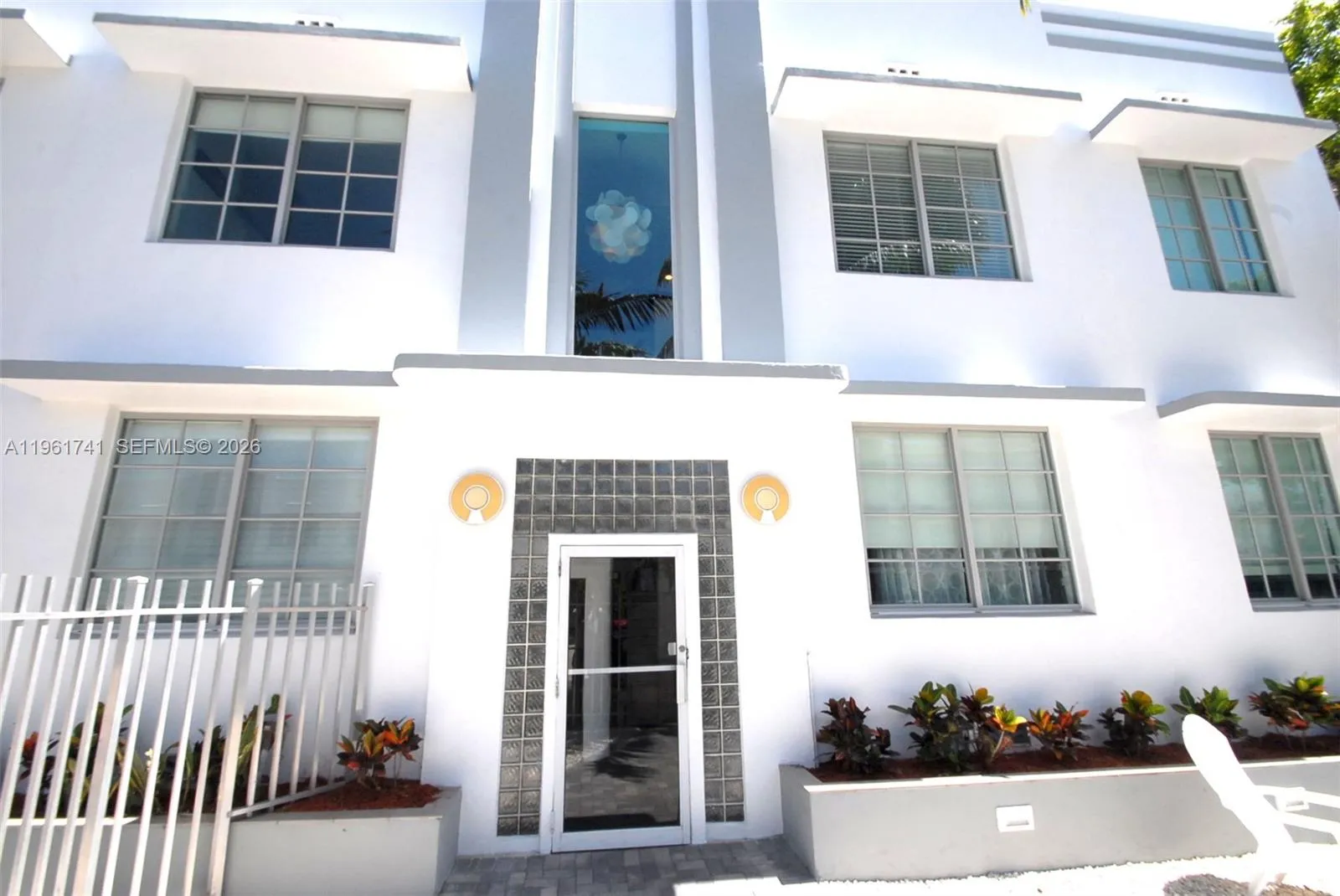 526 15th St 4, Miami Beach, Florida 33139, Miami Beach, Florida 33139, 1 Bedroom Bedrooms, ,1 BathroomBathrooms,Residential Lease,For Rent,526 15th St 4, Miami Beach, Florida 33139,A11961741