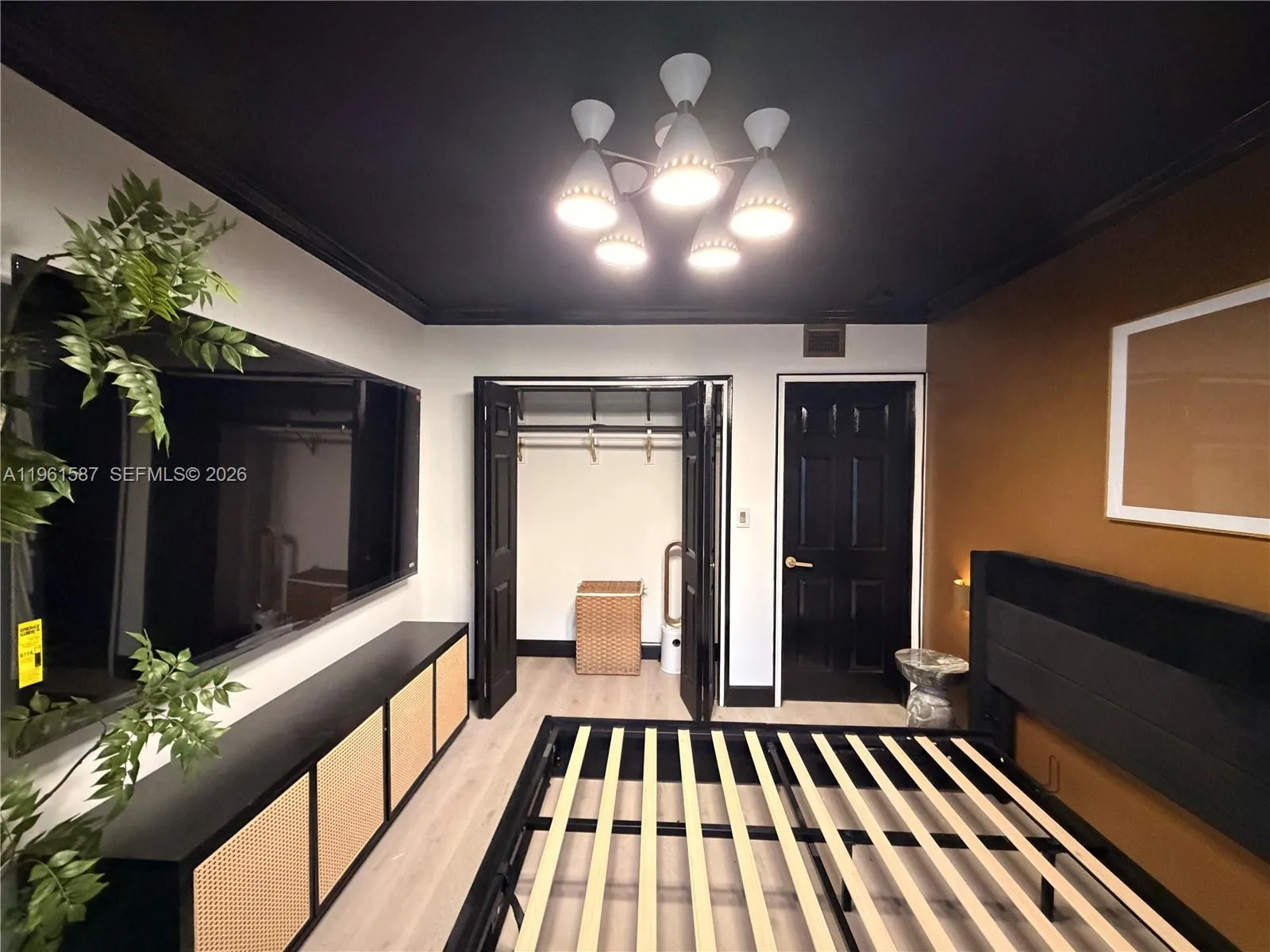 920 Sw 50th Ave, Plantation, Florida 33317, Plantation, Florida 33317, 4 Bedrooms Bedrooms, ,3 BathroomsBathrooms,Residential Lease,For Rent,920 Sw 50th Ave, Plantation, Florida 33317,A11961587