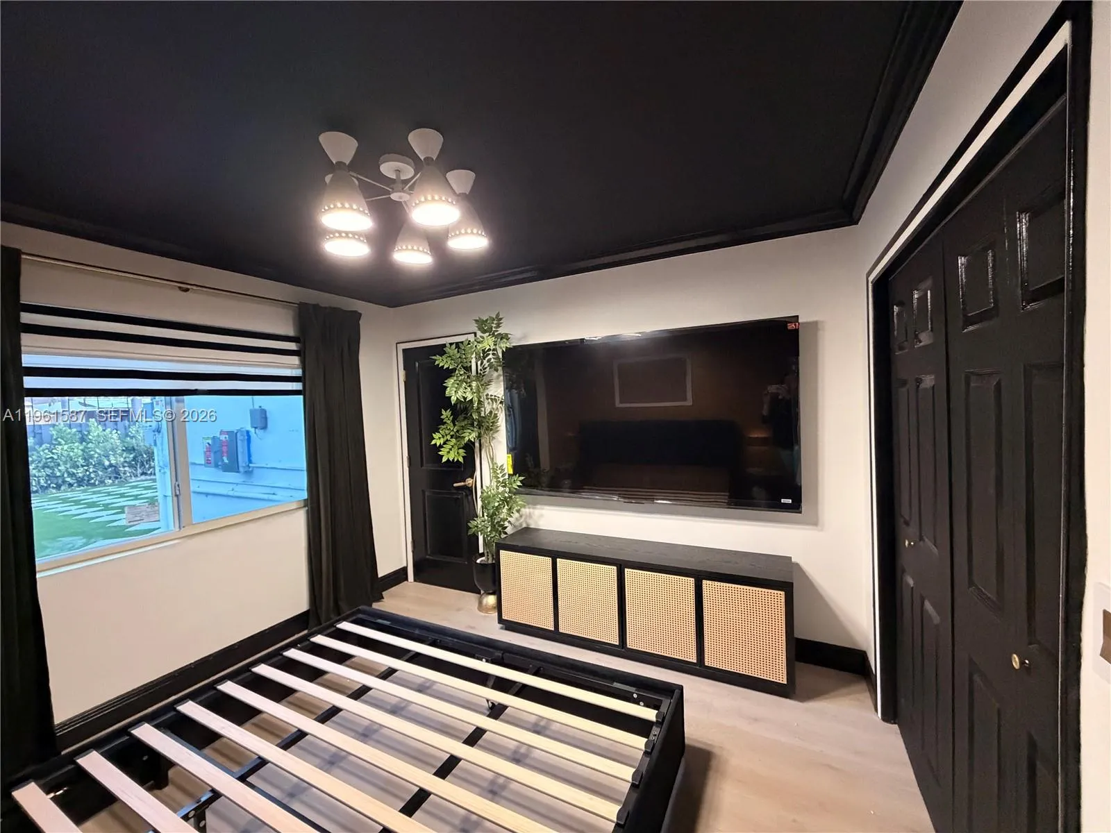 920 Sw 50th Ave, Plantation, Florida 33317, Plantation, Florida 33317, 4 Bedrooms Bedrooms, ,3 BathroomsBathrooms,Residential Lease,For Rent,920 Sw 50th Ave, Plantation, Florida 33317,A11961587