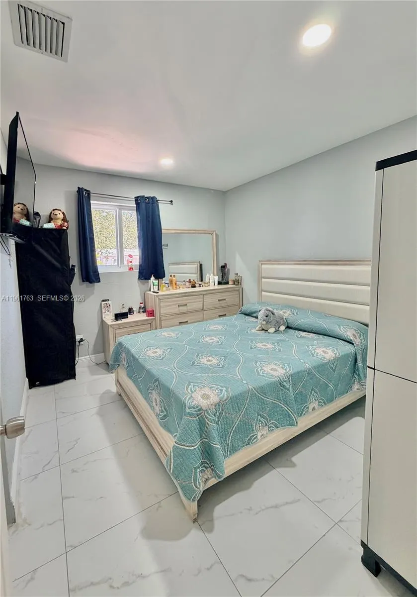 598 E 41st St, Hialeah, Florida 33013, Hialeah, Florida 33013, 4 Bedrooms Bedrooms, ,3 BathroomsBathrooms,Residential,For Sale,598 E 41st St, Hialeah, Florida 33013,A11961763