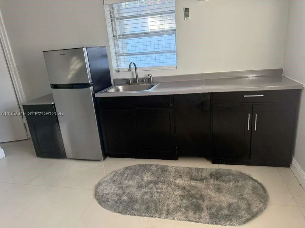 3100 Nw 91st St 3100, Miami, Florida 33147, Miami, Florida 33147, 1 Bedroom Bedrooms, ,1 BathroomBathrooms,Residential Lease,For Rent,3100 Nw 91st St 3100, Miami, Florida 33147,A11957949