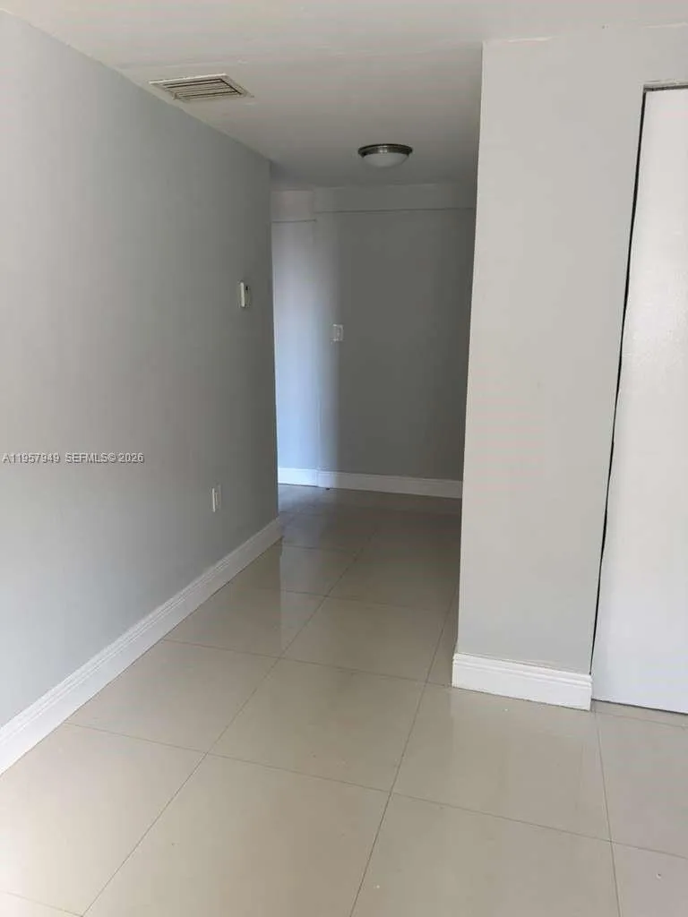 3100 Nw 91st St 3100, Miami, Florida 33147, Miami, Florida 33147, 1 Bedroom Bedrooms, ,1 BathroomBathrooms,Residential Lease,For Rent,3100 Nw 91st St 3100, Miami, Florida 33147,A11957949