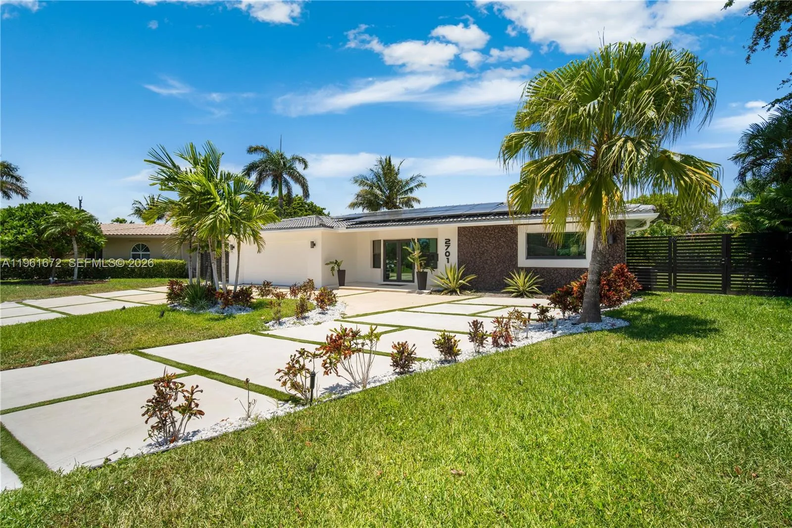 2701 Ne 52nd St, Lighthouse Point, Florida 33064, Lighthouse Point, Florida 33064, 3 Bedrooms Bedrooms, ,3 BathroomsBathrooms,Residential,For Sale,2701 Ne 52nd St, Lighthouse Point, Florida 33064,A11961672