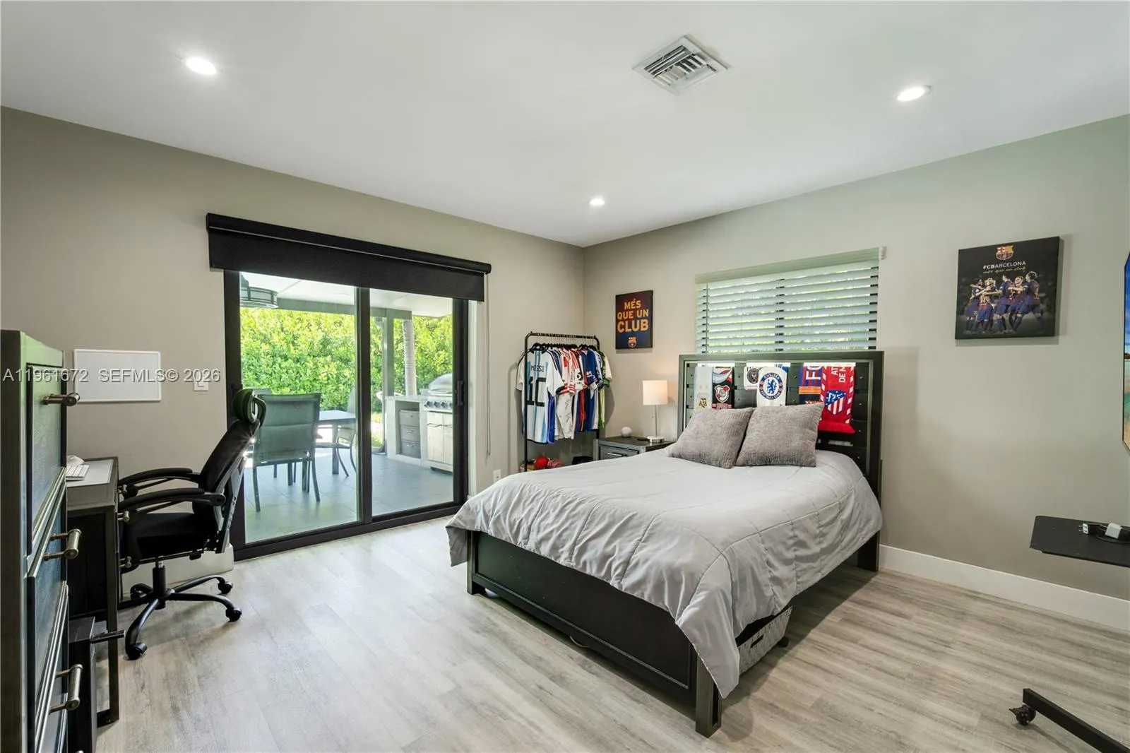 2701 Ne 52nd St, Lighthouse Point, Florida 33064, Lighthouse Point, Florida 33064, 3 Bedrooms Bedrooms, ,3 BathroomsBathrooms,Residential,For Sale,2701 Ne 52nd St, Lighthouse Point, Florida 33064,A11961672