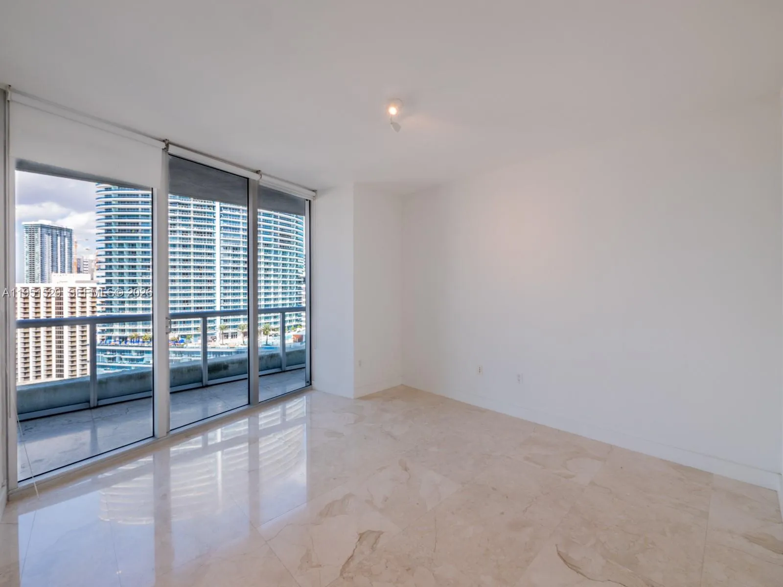 465 Brickell Ave 2304, Miami, Florida 33131, Miami, Florida 33131, 1 Bedroom Bedrooms, ,1 BathroomBathrooms,Residential,For Sale,465 Brickell Ave 2304, Miami, Florida 33131,A11951529