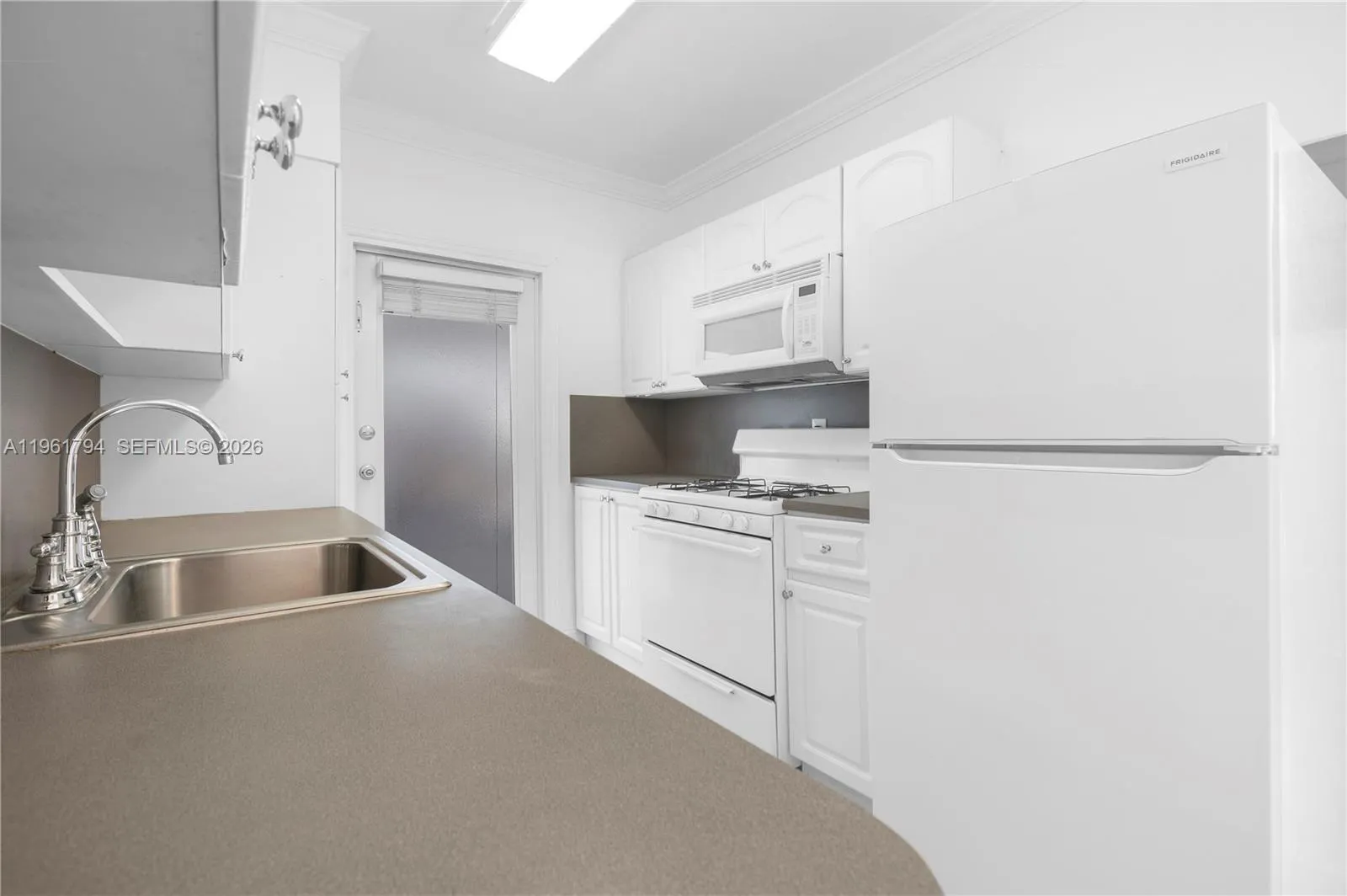 315 69th St 112, Miami Beach, Florida 33141, Miami Beach, Florida 33141, 1 Bedroom Bedrooms, ,1 BathroomBathrooms,Residential,For Sale,315 69th St 112, Miami Beach, Florida 33141,A11961794