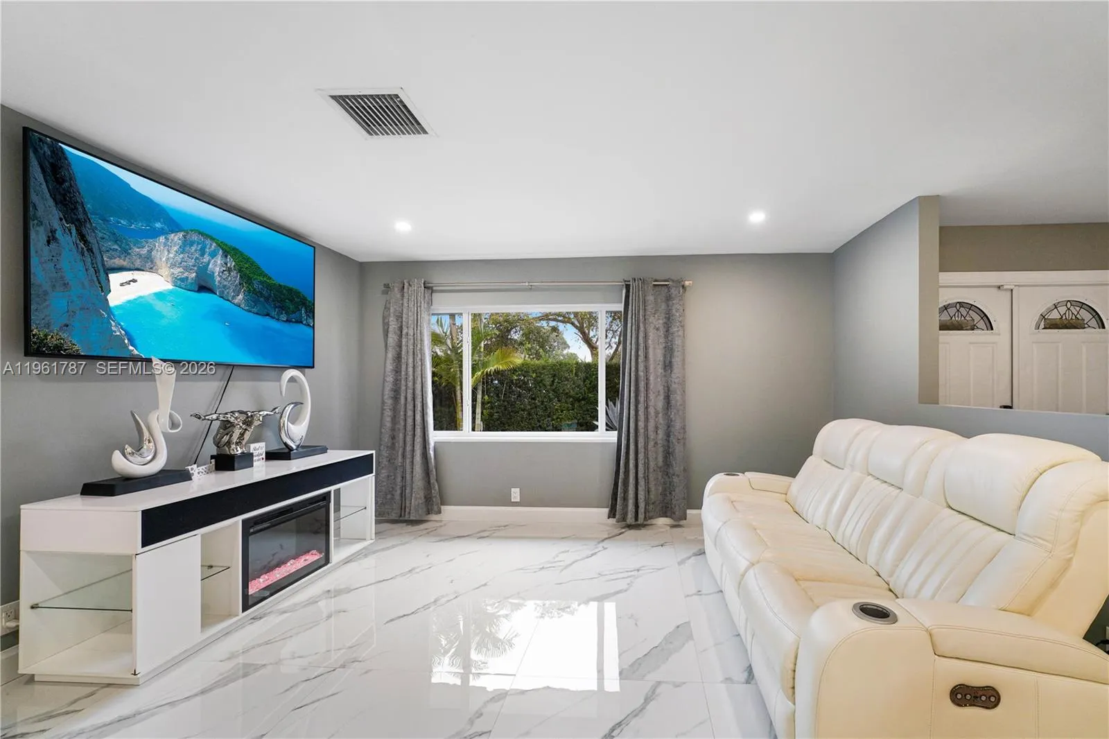 2631 Nw 84th Ave, Coral Springs, Florida 33065, Coral Springs, Florida 33065, 4 Bedrooms Bedrooms, ,2 BathroomsBathrooms,Residential,For Sale,2631 Nw 84th Ave, Coral Springs, Florida 33065,A11961787