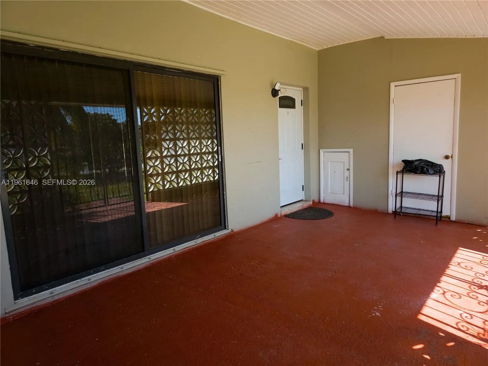 10901 Sw 178th Ter, Miami, Florida 33157, Miami, Florida 33157, 3 Bedrooms Bedrooms, ,2 BathroomsBathrooms,Residential Lease,For Rent,10901 Sw 178th Ter, Miami, Florida 33157,A11961846