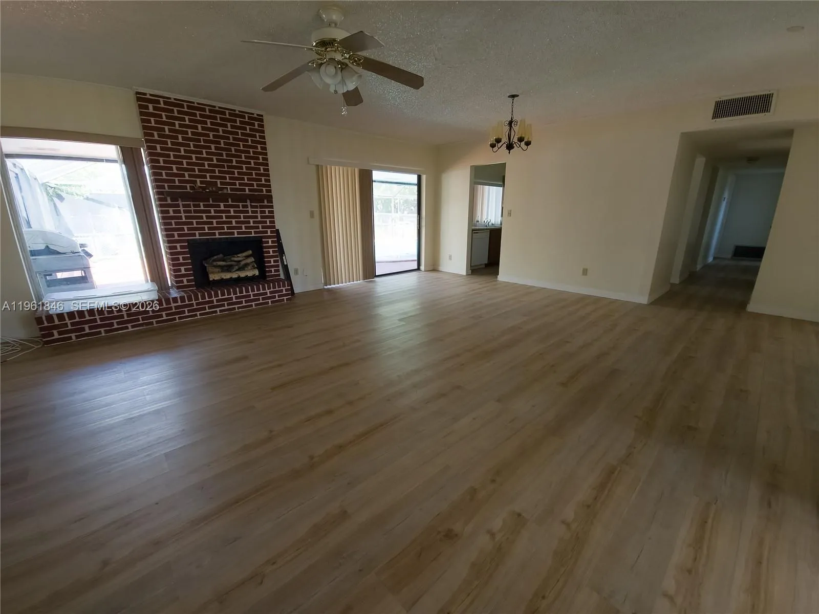 10901 Sw 178th Ter, Miami, Florida 33157, Miami, Florida 33157, 3 Bedrooms Bedrooms, ,2 BathroomsBathrooms,Residential Lease,For Rent,10901 Sw 178th Ter, Miami, Florida 33157,A11961846