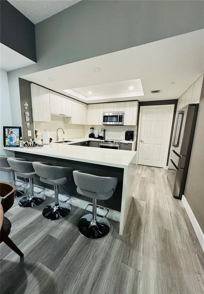 9725 Nw 52nd St 114, Doral, Florida 33178, Doral, Florida 33178, 3 Bedrooms Bedrooms, ,2 BathroomsBathrooms,Residential Lease,For Rent,9725 Nw 52nd St 114, Doral, Florida 33178,A11961840