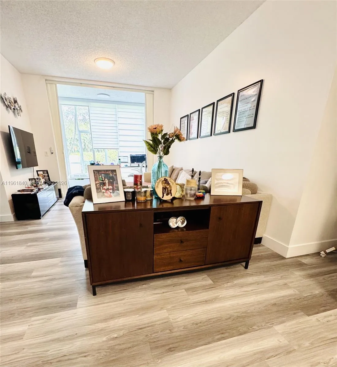 9725 Nw 52nd St 114, Doral, Florida 33178, Doral, Florida 33178, 3 Bedrooms Bedrooms, ,2 BathroomsBathrooms,Residential Lease,For Rent,9725 Nw 52nd St 114, Doral, Florida 33178,A11961840