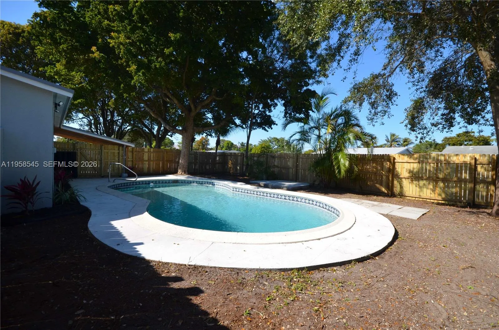 5655 Ne 6th Ave, Oakland Park, Florida 33334, Oakland Park, Florida 33334, 3 Bedrooms Bedrooms, ,2 BathroomsBathrooms,Residential,For Sale,5655 Ne 6th Ave, Oakland Park, Florida 33334,A11958545