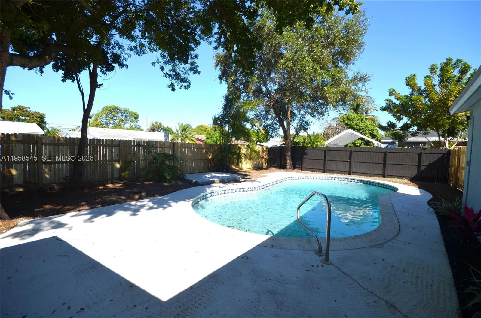 5655 Ne 6th Ave, Oakland Park, Florida 33334, Oakland Park, Florida 33334, 3 Bedrooms Bedrooms, ,2 BathroomsBathrooms,Residential,For Sale,5655 Ne 6th Ave, Oakland Park, Florida 33334,A11958545