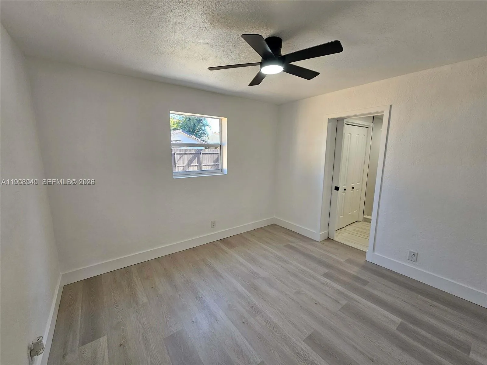 5655 Ne 6th Ave, Oakland Park, Florida 33334, Oakland Park, Florida 33334, 3 Bedrooms Bedrooms, ,2 BathroomsBathrooms,Residential,For Sale,5655 Ne 6th Ave, Oakland Park, Florida 33334,A11958545