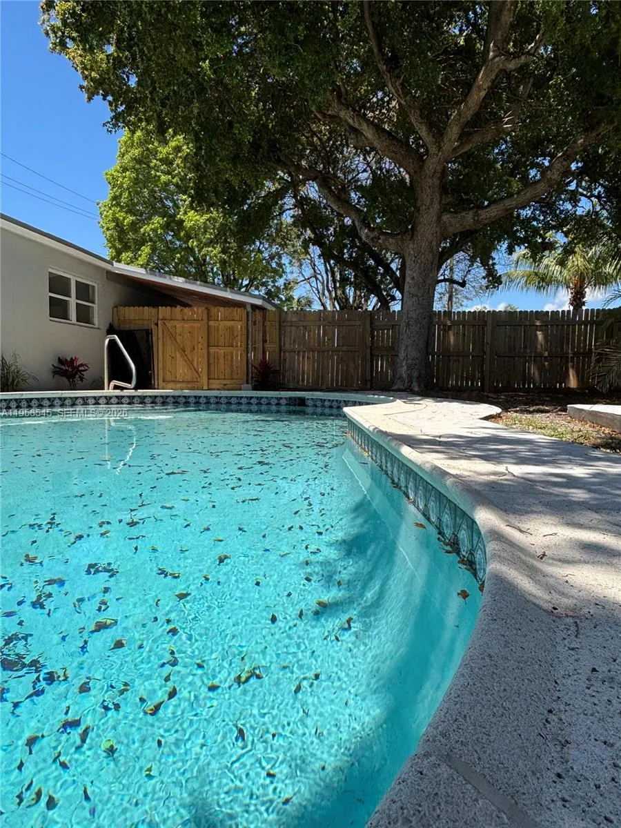 5655 Ne 6th Ave, Oakland Park, Florida 33334, Oakland Park, Florida 33334, 3 Bedrooms Bedrooms, ,2 BathroomsBathrooms,Residential,For Sale,5655 Ne 6th Ave, Oakland Park, Florida 33334,A11958545