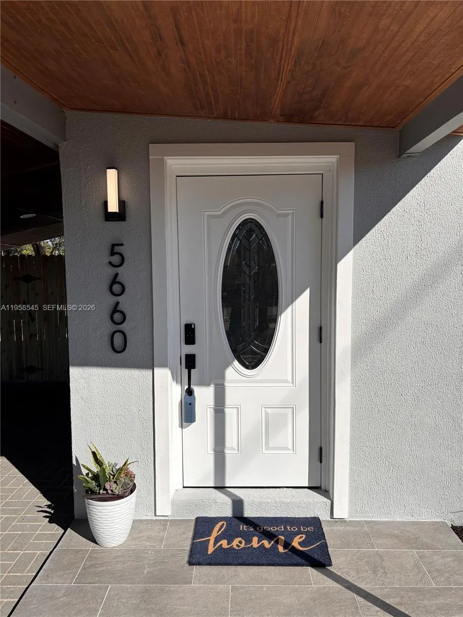 5655 Ne 6th Ave, Oakland Park, Florida 33334, Oakland Park, Florida 33334, 3 Bedrooms Bedrooms, ,2 BathroomsBathrooms,Residential,For Sale,5655 Ne 6th Ave, Oakland Park, Florida 33334,A11958545
