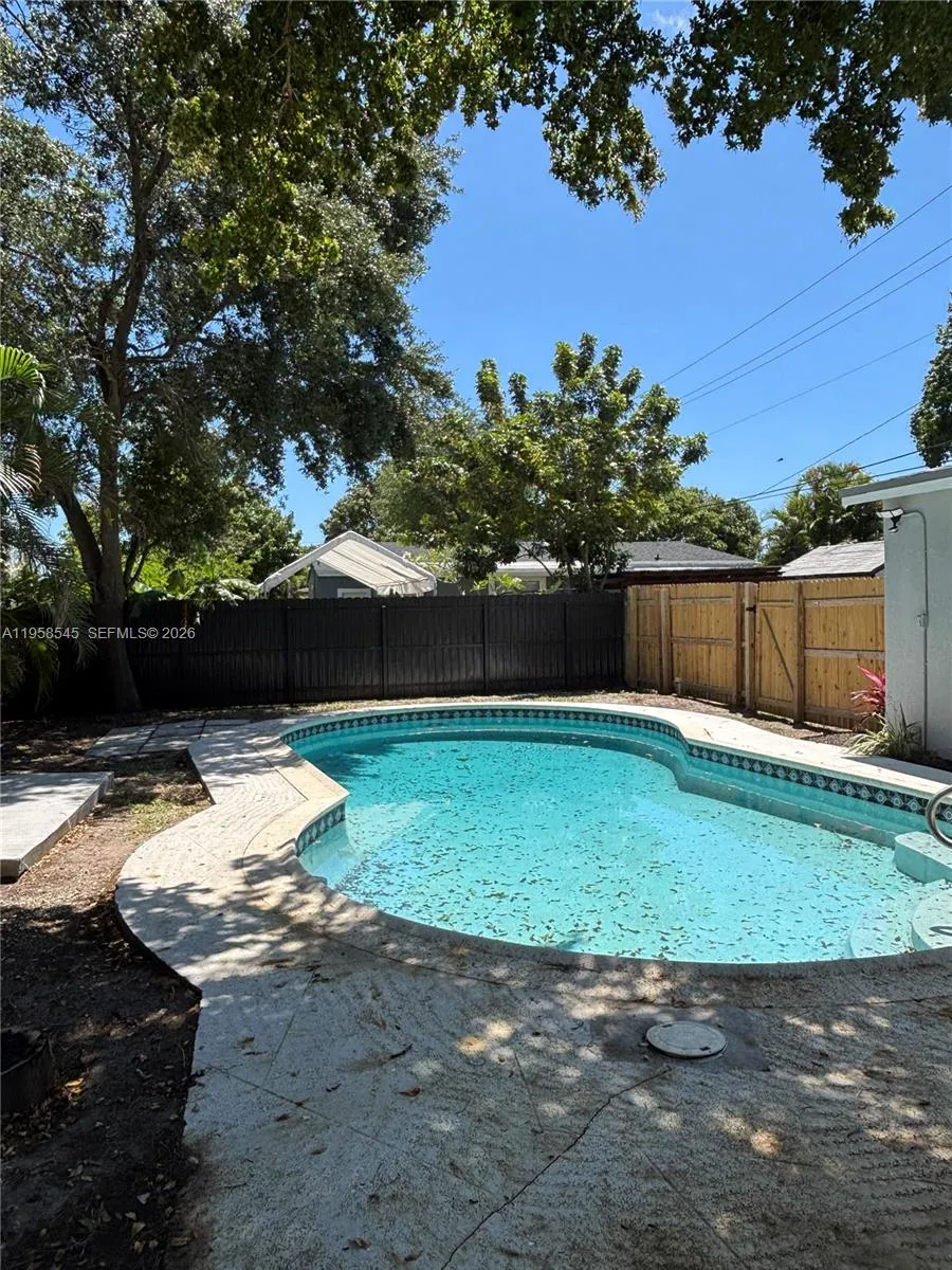 5655 Ne 6th Ave, Oakland Park, Florida 33334, Oakland Park, Florida 33334, 3 Bedrooms Bedrooms, ,2 BathroomsBathrooms,Residential,For Sale,5655 Ne 6th Ave, Oakland Park, Florida 33334,A11958545