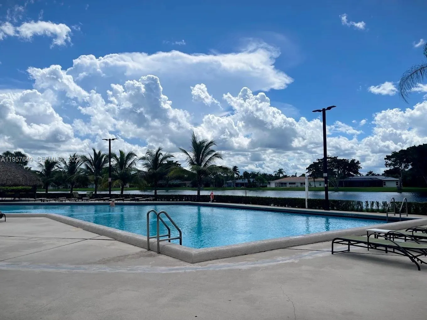 Clubhouse -  Pool
