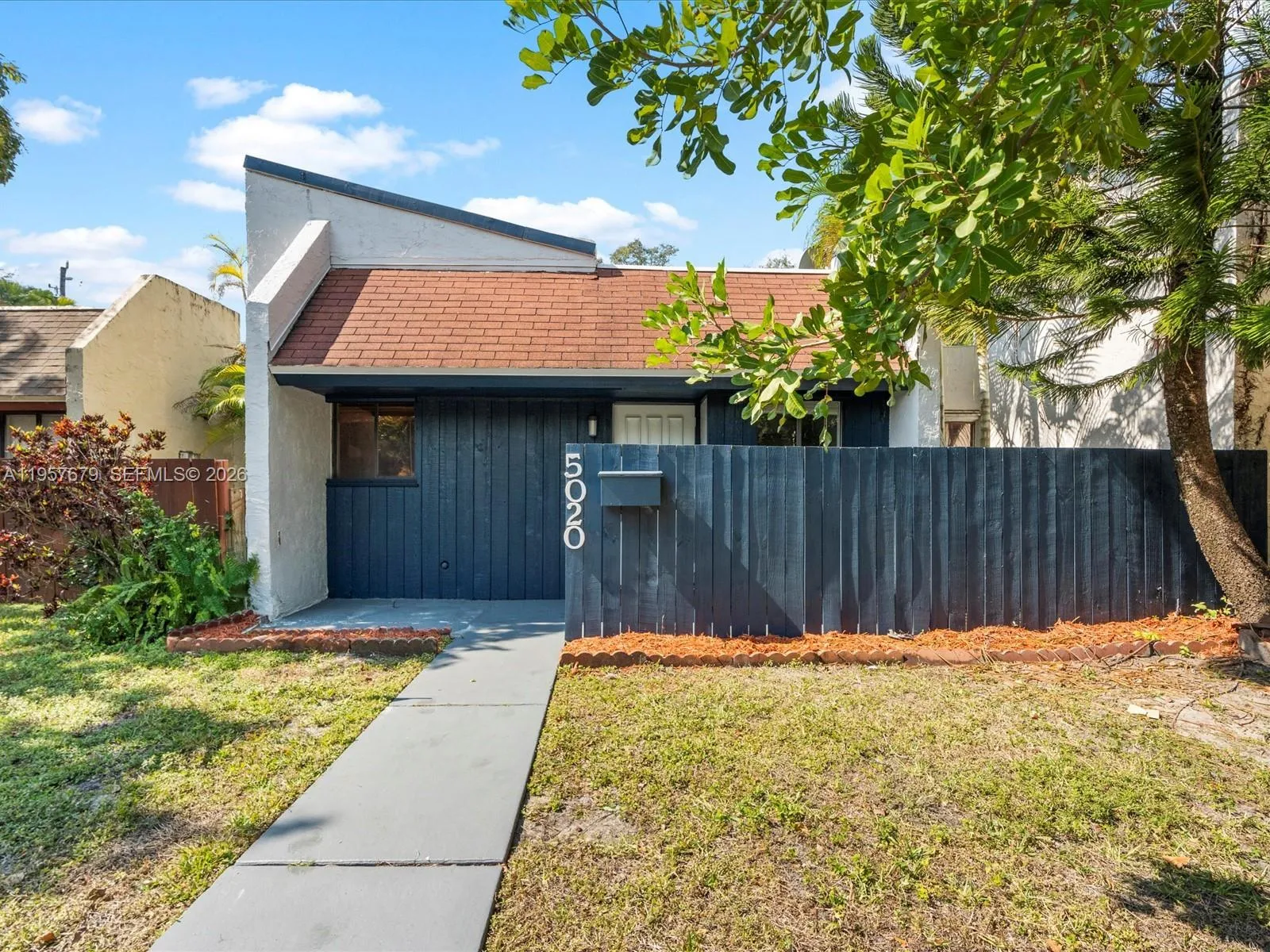 5020 Sw 40th Ave 5020, Fort Lauderdale, Florida 33, Fort Lauderdale, Florida 33314, 3 Bedrooms Bedrooms, ,2 BathroomsBathrooms,Residential Lease,For Rent,5020 Sw 40th Ave 5020, Fort Lauderdale, Florida 33,A11957679 5020 Sw 40th Ave 5020, Fort Lauderdale, Florida 33, Fort Lauderdale, Florida 33314, 3 Bedrooms Bedrooms, ,2 BathroomsBathrooms,Residential Lease,For Rent,5020 Sw 40th Ave 5020, Fort Lauderdale, Florida 33,A11957679