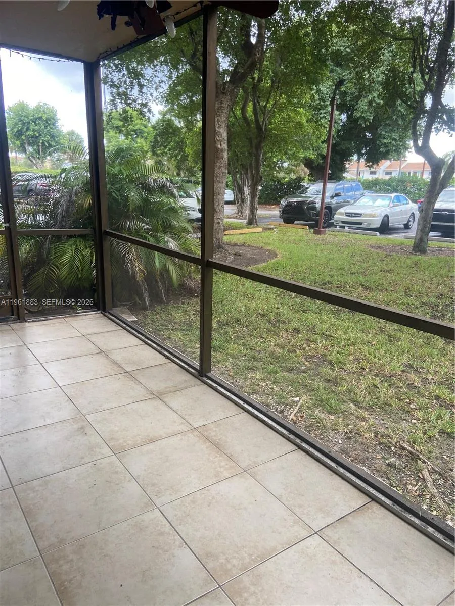 665 Ne 195th St 119, Miami, Florida 33179, Miami, Florida 33179, 2 Bedrooms Bedrooms, ,2 BathroomsBathrooms,Residential,For Sale,665 Ne 195th St 119, Miami, Florida 33179,A11961883