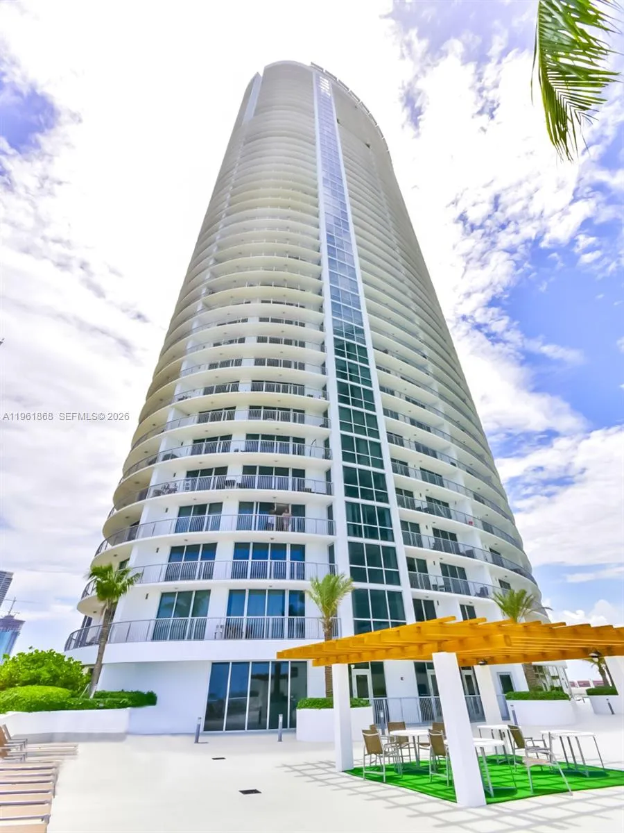 1750 N Bayshore Dr 1211, Miami, Florida 33132, Miami, Florida 33132, ,1 BathroomBathrooms,Residential Lease,For Rent,1750 N Bayshore Dr 1211, Miami, Florida 33132,A11961868