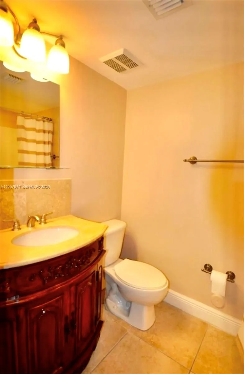 5654 Rock Island Rd 214, Tamarac, Florida 33319, Tamarac, Florida 33319, 2 Bedrooms Bedrooms, ,2 BathroomsBathrooms,Residential,For Sale,5654 Rock Island Rd 214, Tamarac, Florida 33319,A11957671