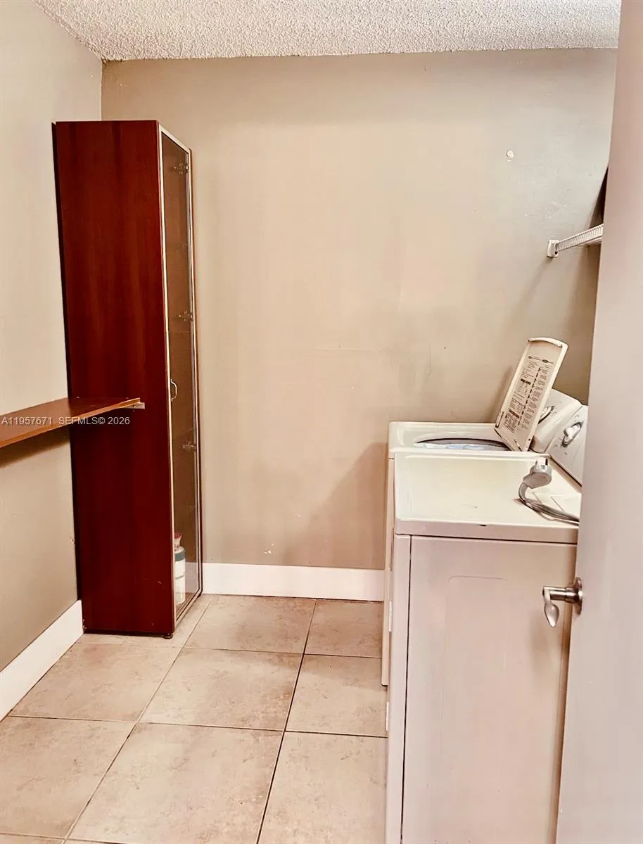5654 Rock Island Rd 214, Tamarac, Florida 33319, Tamarac, Florida 33319, 2 Bedrooms Bedrooms, ,2 BathroomsBathrooms,Residential,For Sale,5654 Rock Island Rd 214, Tamarac, Florida 33319,A11957671