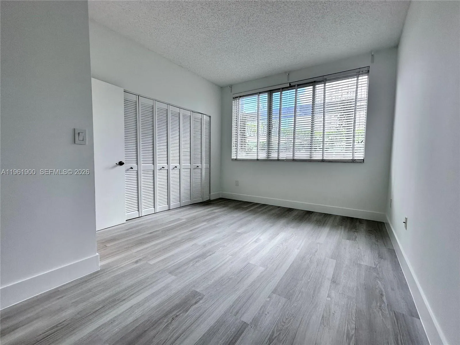 540 Brickell Key Dr 302, Miami, Florida 33131, Miami, Florida 33131, 1 Bedroom Bedrooms, ,1 BathroomBathrooms,Residential,For Sale,540 Brickell Key Dr 302, Miami, Florida 33131,A11961900