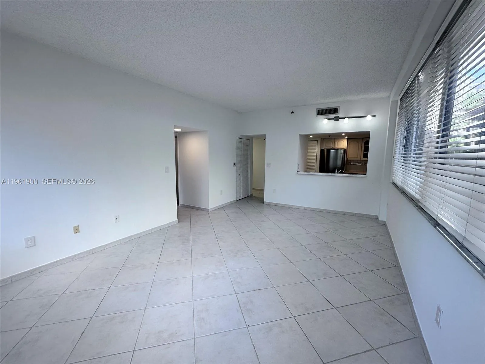 540 Brickell Key Dr 302, Miami, Florida 33131, Miami, Florida 33131, 1 Bedroom Bedrooms, ,1 BathroomBathrooms,Residential,For Sale,540 Brickell Key Dr 302, Miami, Florida 33131,A11961900