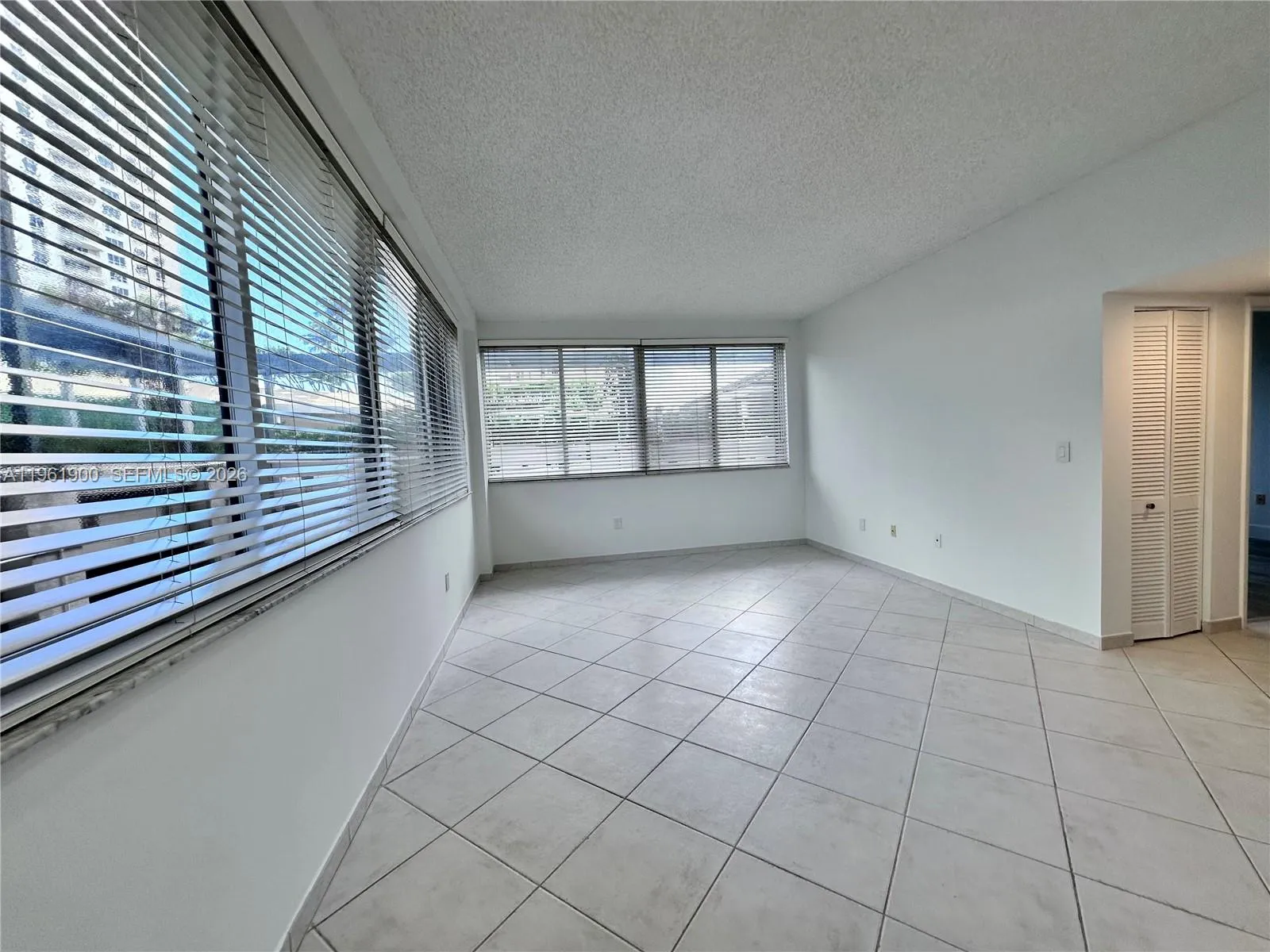540 Brickell Key Dr 302, Miami, Florida 33131, Miami, Florida 33131, 1 Bedroom Bedrooms, ,1 BathroomBathrooms,Residential,For Sale,540 Brickell Key Dr 302, Miami, Florida 33131,A11961900