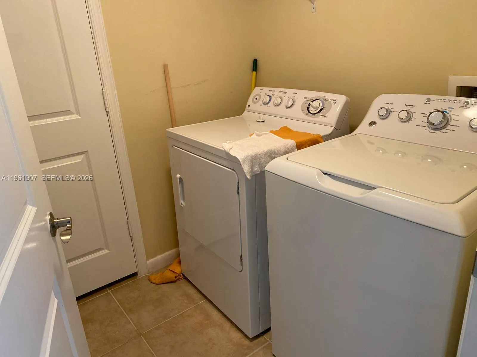 7350 Sw 89th St 2104s, Miami, Florida 33156, Miami, Florida 33156, 3 Bedrooms Bedrooms, ,2 BathroomsBathrooms,Residential Lease,For Rent,7350 Sw 89th St 2104s, Miami, Florida 33156,A11961907
