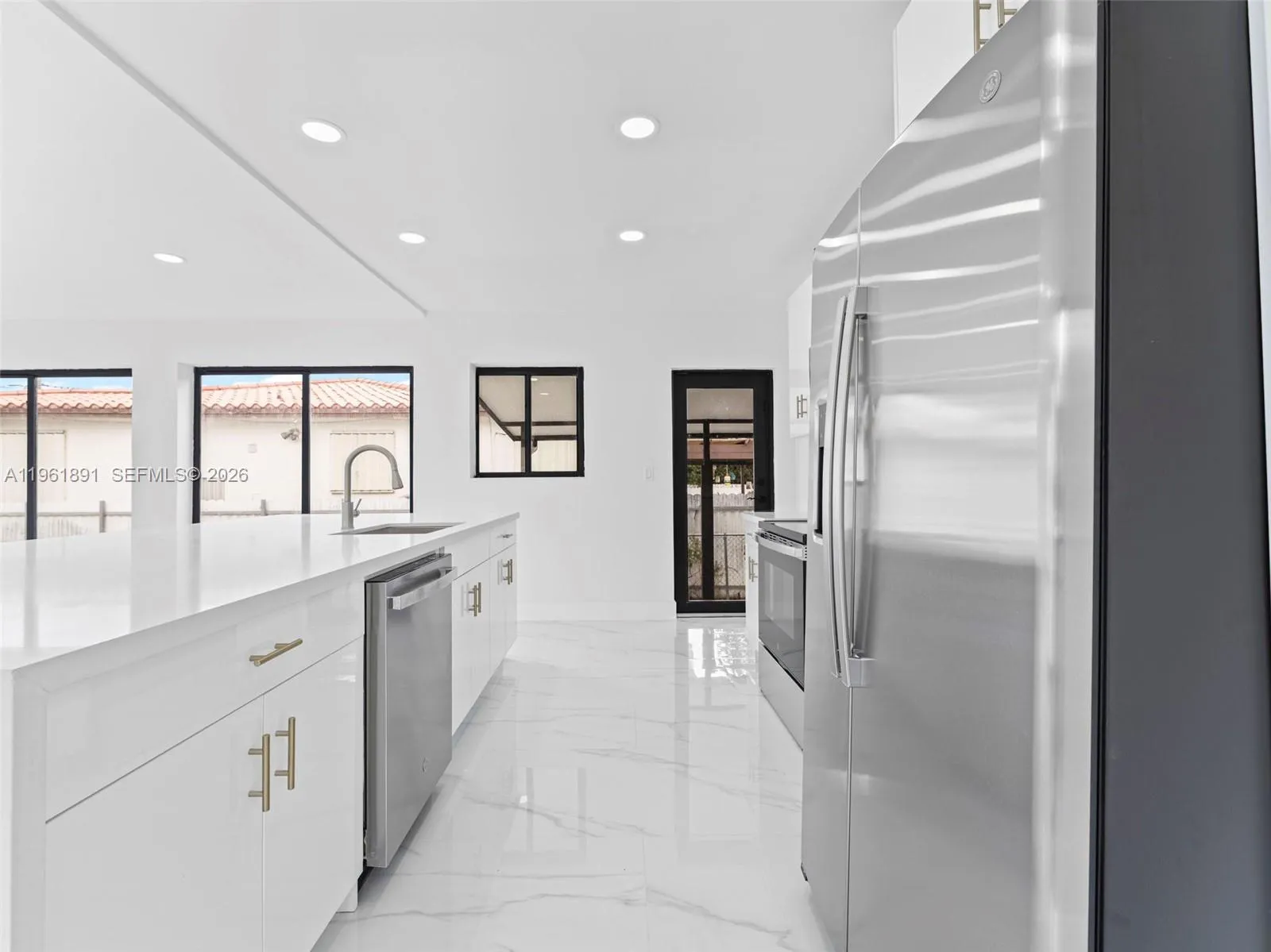 2500 Sw 23rd Ter, Miami, Florida 33145, Miami, Florida 33145, 3 Bedrooms Bedrooms, ,2 BathroomsBathrooms,Residential,For Sale,2500 Sw 23rd Ter, Miami, Florida 33145,A11961891